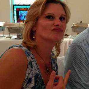 Meet your Posher, Becky